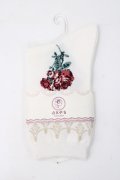 axes femme / ローズ＆レース柄ソックス  白 Y-25-07-21-008-AX-ZA-AS-ZY