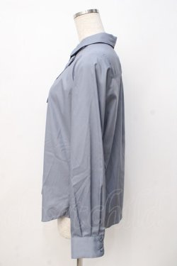 画像2: Fi.n.t / 細リボンタイ付きシャツ  ブルー Y-25-07-21-047-CA-BL-SZ-ZY