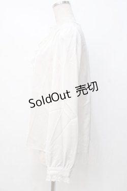 画像2: Fi.n.t / タイ付きレースフリルブラウス  白 Y-25-07-21-051-CA-BL-SZ-ZY