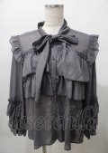 axes femme / ラメシアー楊柳フリルブラウス F グレー Y-25-07-23-049-AX-BL-SZ-ZY