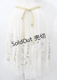 an another angelus / ボタニカルローズ刺繍チュールスカート  生成り Y-25-07-23-097-CA-SK-SZ-ZY