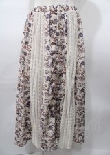 axes femme / 花柄ｘレーススカート  生成り Y-25-07-23-109-AX-SK-SZ-ZY