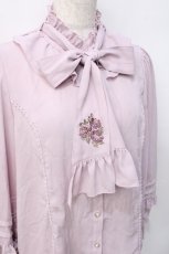 画像4: axes femme Kawaii / クラシックローズ刺繍ブラウス M ピンク Y-25-07-29-052-AX-BL-SZ-ZH (4)