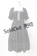 axes femme POETIQUE / オフショルティアードワンピース M 黒 Y-25-07-29-087-AX-OP-SZ-ZY