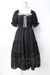 axes femme POETIQUE / オフショルティアードワンピース M 黒 Y-25-07-29-087-AX-OP-SZ-ZY