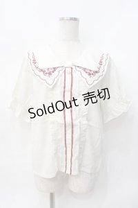 axes femme POETIQUE / チェリー刺繍リボン襟ブラウス  ベージュ Y-25-07-31-032-AX-TO-SZ-ZY