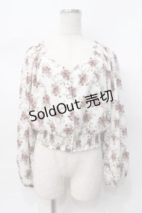 axes femme / 花柄ボリューム袖ブラウス  白 Y-25-07-31-035-AX-BL-SZ-ZY