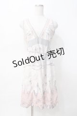 OZZ ANGELO / 鍵チェーン柄ワンピース  オフ Y-25-07-31-062-OO-OP-SZ-ZY