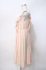 画像2: Emily Temple cute / ストライプジョーゼットフリル袖ノースリーブワンピース  ピンク Y-25-07-31-074-ET-OP-SZ-ZT178 (2)