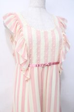 画像4: Emily Temple cute / ストライプジョーゼットフリル袖ノースリーブワンピース  ピンク Y-25-07-31-074-ET-OP-SZ-ZT178 (4)