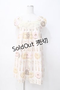Emily Temple cute / カトラリー＆ドーナツプリントワンピース  ピンク Y-25-07-31-075-ET-OP-SZ-ZY