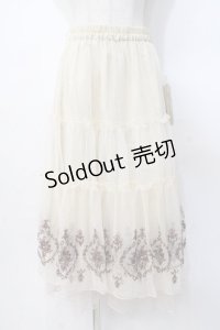 axes femme / ローズ刺繍チュールスカート  生成り Y-25-07-31-102-AX-SK-SZ-ZY