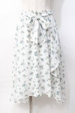画像1: axes femme / ラッフルフリル花柄ミディスカート  白 Y-25-07-31-103-AX-SK-SZ-ZT480 (1)
