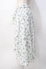 画像2: axes femme / ラッフルフリル花柄ミディスカート  白 Y-25-07-31-103-AX-SK-SZ-ZT480 (2)