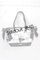 Maison de FLEUR / フラワー柄トートバッグ F ブラック Y-25-07-31-017-LO-BG-SZ-ZY