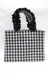 Maison de FLEUR / EC限定ギンガムフリルハンドルスクエアトートバッグ F ブラック Y-25-07-31-018-LO-BG-SZ-ZY