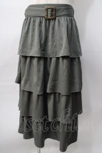 axes femme / ボリュームティアードスカート  カーキ Y-25-08-02-101-AX-SK-SZ-ZY