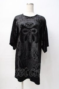 KILL STAR / ベロアプリントT  黒 Y-25-08-08-054-PU-TO-SZ-ZY