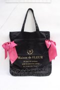 Maison de FLEUR / ダブルリボンギャザートートバッグ F ブラック Y-25-08-08-008-LO-BG-SZ-ZY