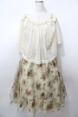 axes femme / 2wayバラ柄キャミワンピース  生成り Y-25-08-11-038-AX-OP-SZ-ZY