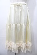 axes femme kawaii / レースフリルミディペチスカート  生成り Y-25-08-11-076-AX-SK-SZ-ZY