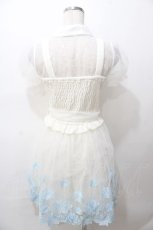 画像2: LIZ LISA / マーガレット刺繍オーガンジーワンピース 0 ホワイト×ブルー Y-25-08-13-041-LO-OP-SZ-ZT010 (2)