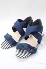 axes femme / 編み込みクロスベルトサンダル M 紺 Y-25-08-15-043-AX-SH-SZ-ZY