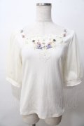 axes femme / ローズガーデンプルオーバー M 生成り Y-25-08-15-060-AX-TO-SZ-ZY