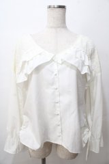 axes femme POETIQUE / フリルデザインシャツ M 白 Y-25-08-15-066-AX-BL-SZ-ZY