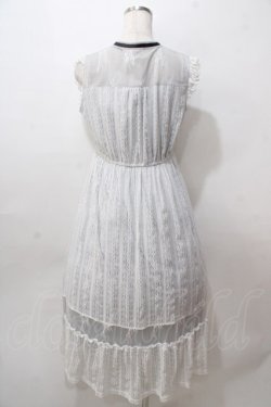 画像2: axes femme / レースレイヤードノースリワンピース  グレー Y-25-08-15-094-AX-OP-SZ-ZY