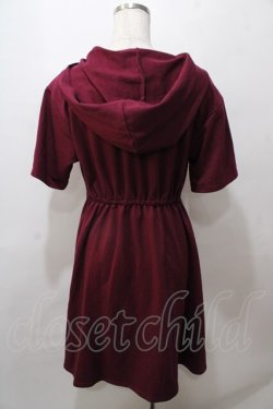 画像2: axes femme / カットアウトパーカーワンピース  ワイン Y-25-08-15-096-AX-OP-SZ-ZY
