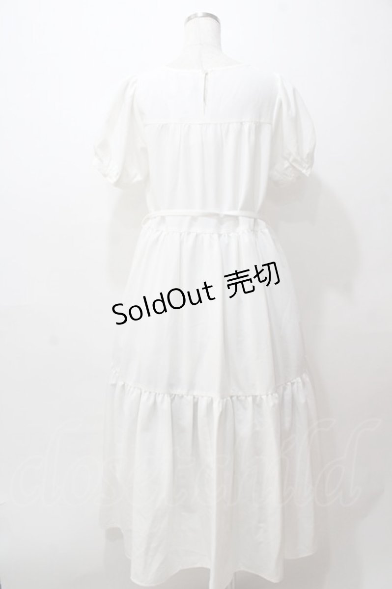 画像2: axes femme POETIQUE / ティアードロングワンピース  白 Y-25-08-15-115-AX-OP-SZ-ZH (2)