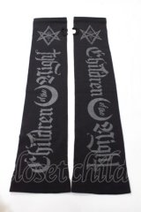 KILL STAR / pentagram crop fuzzy swearer  黒 Y-25-08-15-014-PU-ZA-SZ-ZY