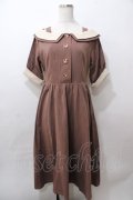 an another angelus / オフショルバイカラーワンピース F ブラウン Y-25-08-15-127-CA-OP-SZ-ZY