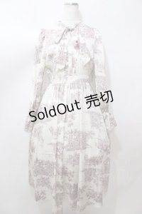 stripe club / 総柄ワンピ  キナリ Y-25-08-15-129-LO-OP-SZ-ZY