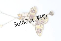 画像1: axes femme / ステンド蝶々ネックレス  ゴールド Y-25-08-15-002-AX-AC-SZ-ZY