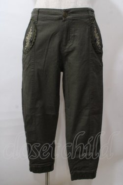 画像1: axes femme / 刺繍入り綿麻クロップド丈パンツ M カーキ Y-25-08-15-168-AX-PA-SZ-ZY