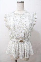 axes femme / ベルト付花柄ノースリブラウス  白 Y-25-08-17-074-AX-BL-SZ-ZY