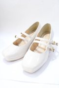 axes femme / ダブルストラップパンプス M 生成り Y-25-08-23-048-AX-SH-SZ-ZY