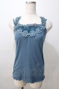axes femme / お花チュールホルターキャミソール  サックス Y-25-08-23-051-AX-TO-SZ-ZY