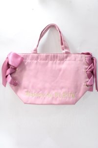 Maison de FLEUR / ロゴハンドトートバッグ  ピンク Y-25-08-23-028-LO-BG-SZ-ZY