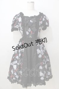 ALICE and the PIRATES / Vampire Forest柄エリザベートジャンパースカート  黒 Y-25-08-30-114-PA-OP-SZ-ZY