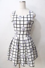 REDYAZEL / 花柄ワンピース  白 Y-25-08-30-133-LO-OP-SZ-ZT103