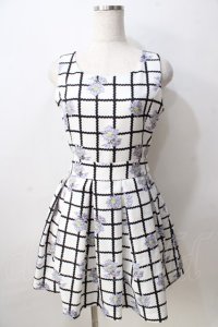 REDYAZEL / 花柄ワンピース  白 Y-25-08-30-133-LO-OP-SZ-ZT103