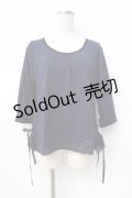 axes femme / サイドレースアップカットプル  紺 Y-25-08-31-018-AX-TO-SZ-ZY