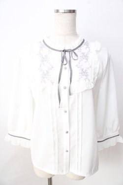 画像1: axes femme / 刺繍入りプチハイブラウス M 白 Y-25-09-01-029-AX-BL-SZ-ZY