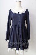 axes femme POETIQUE / ドットフリルカットワンピース  紺 Y-25-09-05-068-AX-OP-SZ-ZY