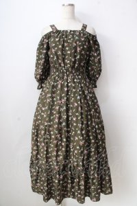 Secret Honey / オフショル子花柄ワンピース  グリーン Y-25-09-05-085-CA-OP-SZ-ZT390