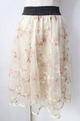 axes femme / カラー刺繍レーススカート  生成り Y-25-09-05-103-AX-SK-SZ-ZT160