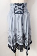 axes femme POETIQUE / 遊園地柄2WAYスカート  サックス Y-25-09-05-109-AX-SK-SZ-ZY